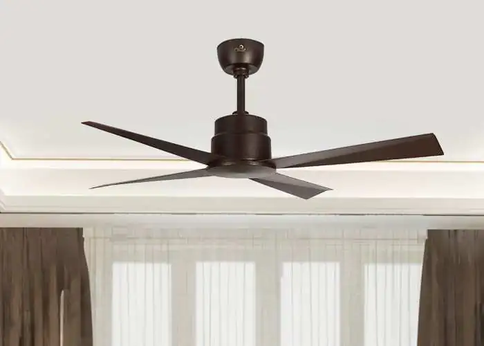 Hugger Maverick Ceiling fan